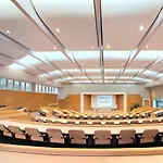 Rantapuisto 4*