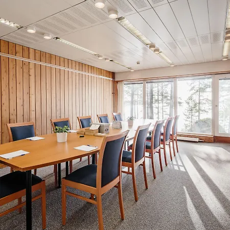 Hotel Rantapuisto 4*