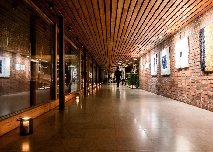 Rantapuisto 4* Helsinki