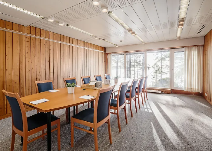 Hotel Rantapuisto 4*