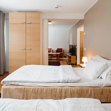 Rantapuisto 4* Helsinki