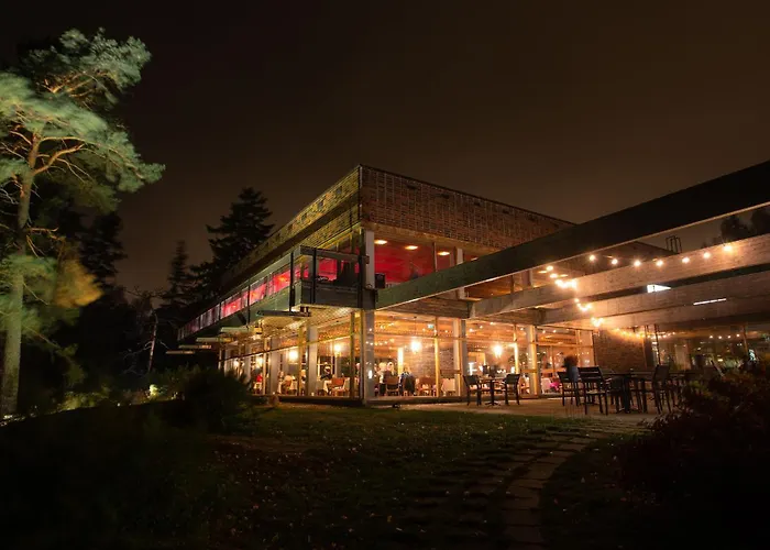 Rantapuisto 4* Helsinky